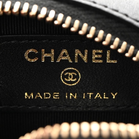 Chanel  Lambskin Quilted Chain Round Mini Clutch Black - Picture 16 of 16